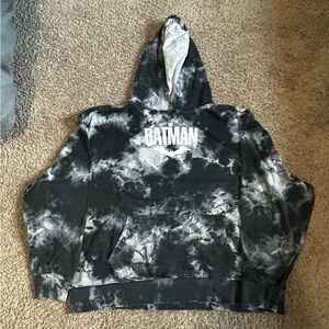 Old Navy Black and White Tie-Dye Sweater